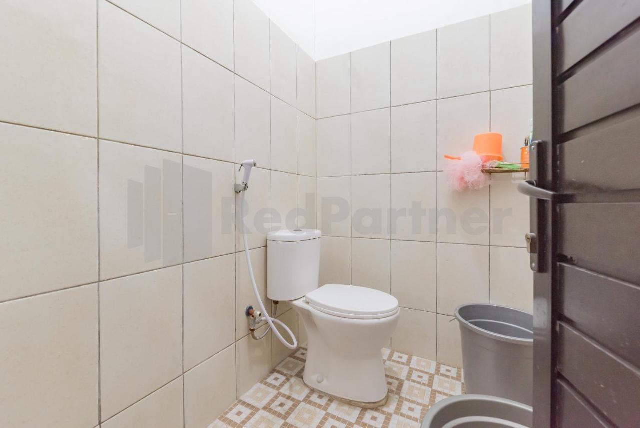 Pondok Hefi Ciwidey Mitra Reddoorz Екстер'єр фото